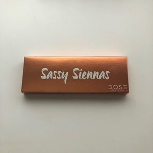 BRAND NEW Dose of Colors Palette